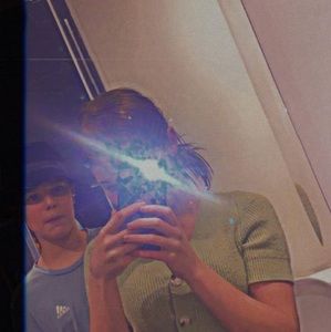 Meet your Posher, Alison